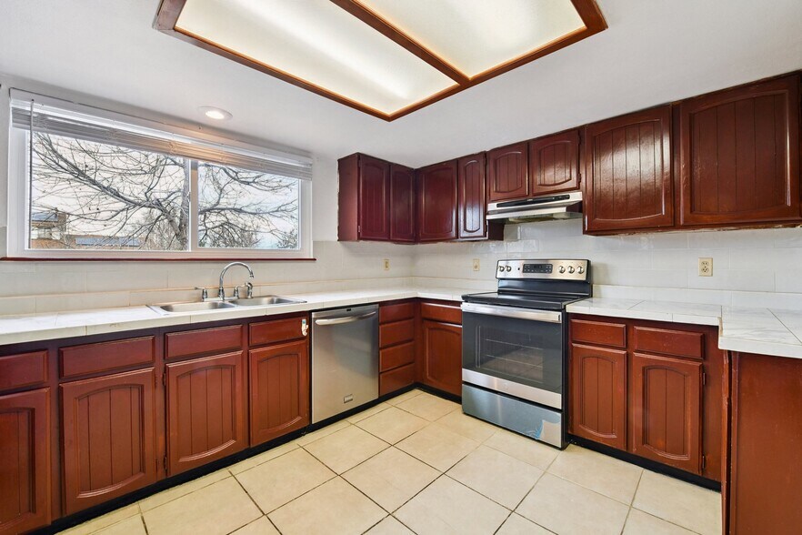 Building Photo - 14794 E Baltic Pl