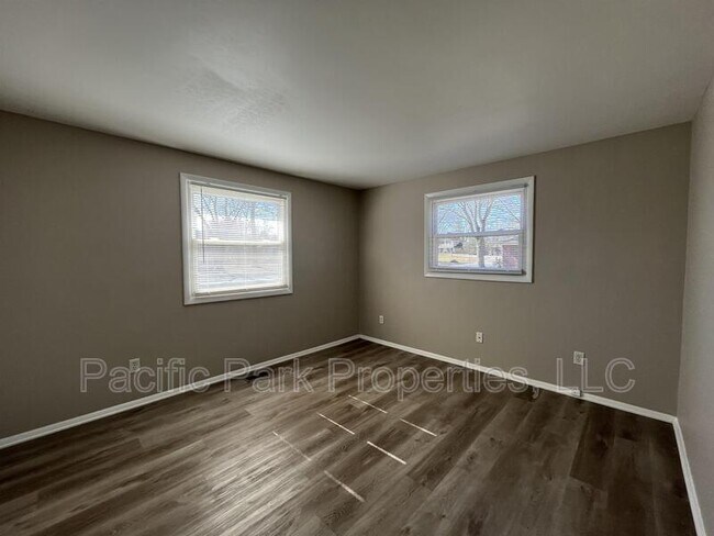 Building Photo - 11020 McDowell Dr