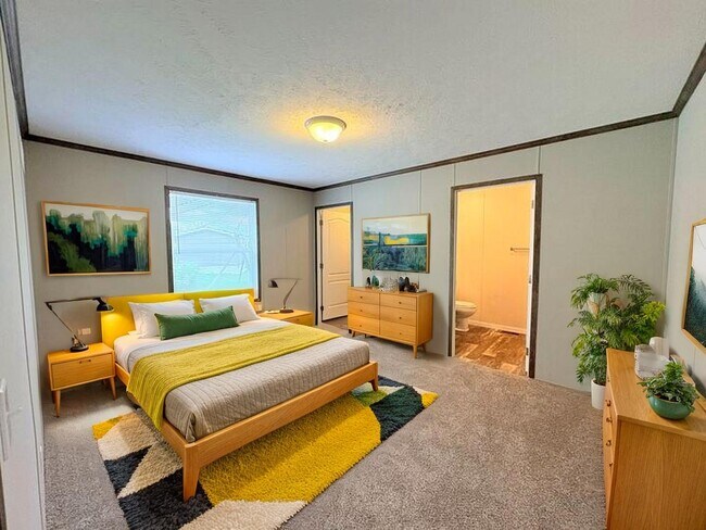 Building Photo - 10694 State Rte 762