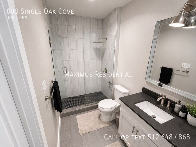 Building Photo - 803 Single Oak Cove