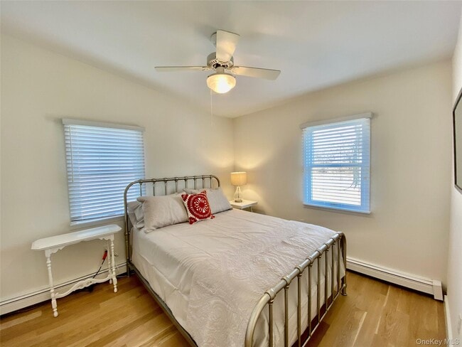 Building Photo - 1875 Bayview Ave