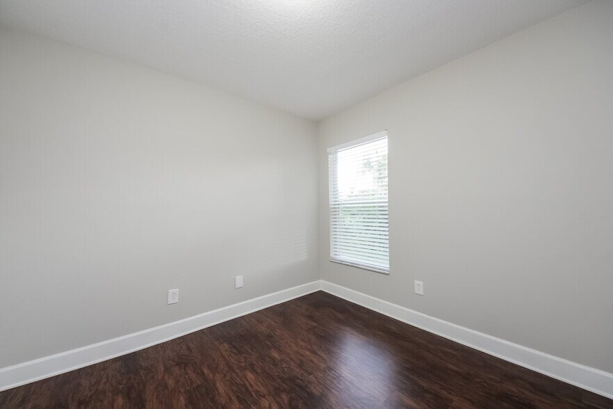 Building Photo - 2774 Eagle Canyon Dr S