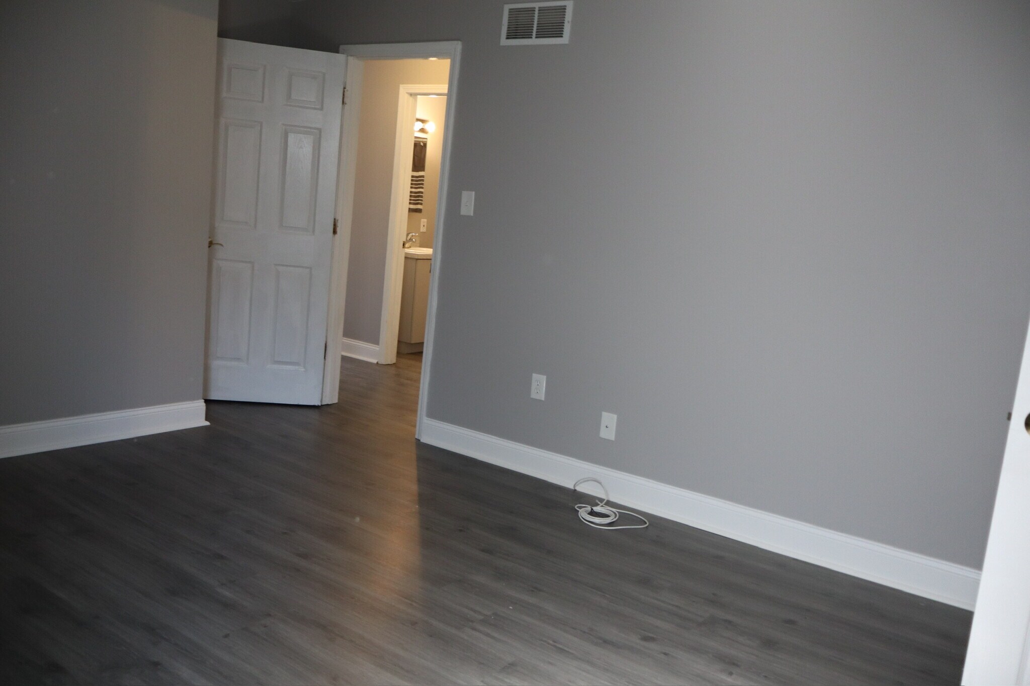 Building Photo - 346 McKinley Ave