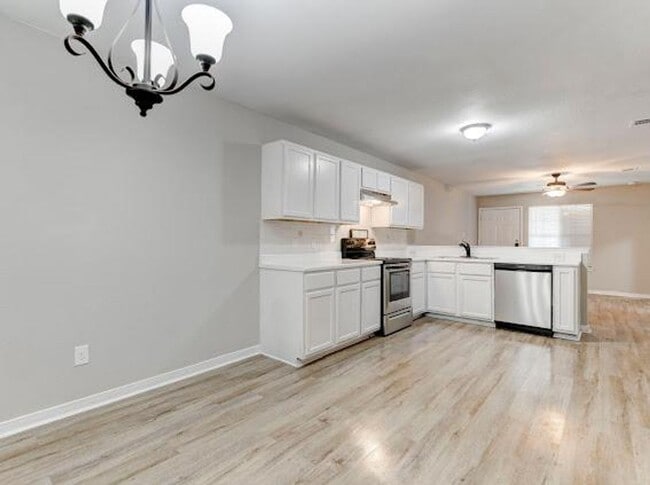 Building Photo - AVAILABLE SOON! (SECTION 8 ACCEPTED)