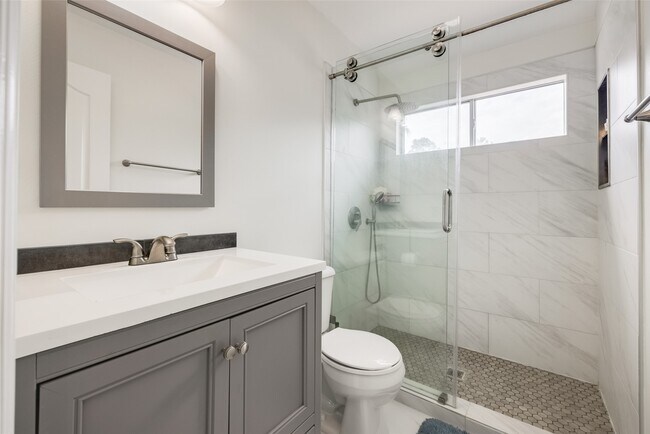 Building Photo - 5710 Cielio Bay Ct