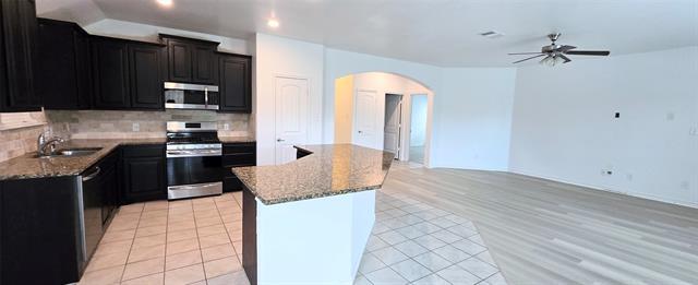 Building Photo - 2625 Hillrich Dr