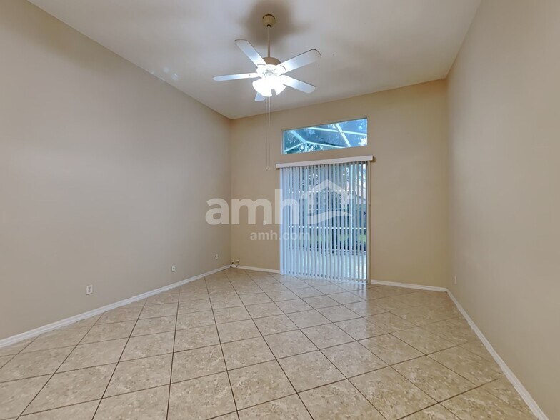 Building Photo - 28733 Midnight Star Loop