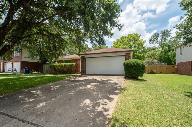 Building Photo - 2203 N Shields Dr