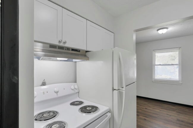 Building Photo - 1442 Tiki Ln