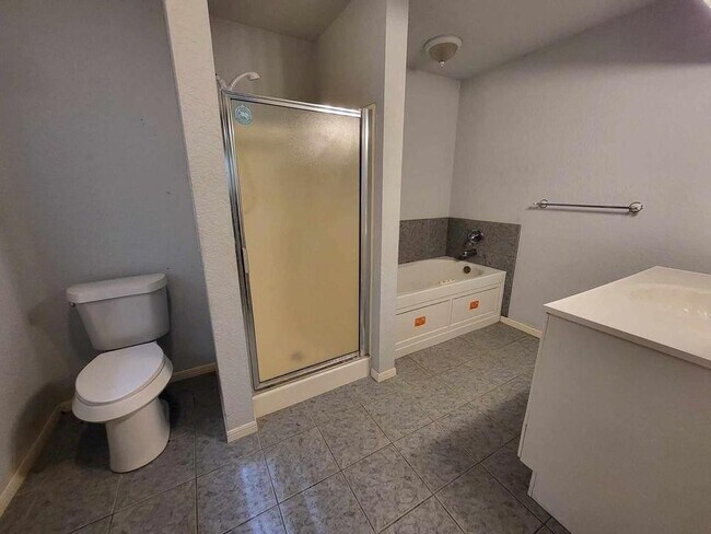Building Photo - 20914 TX-35