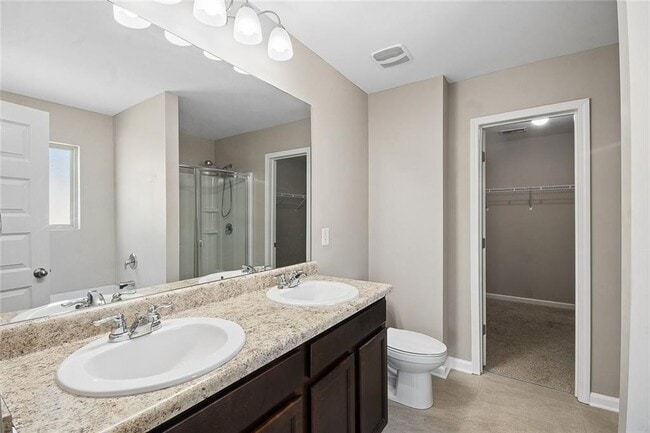 Building Photo - 462 Fredrick Dr