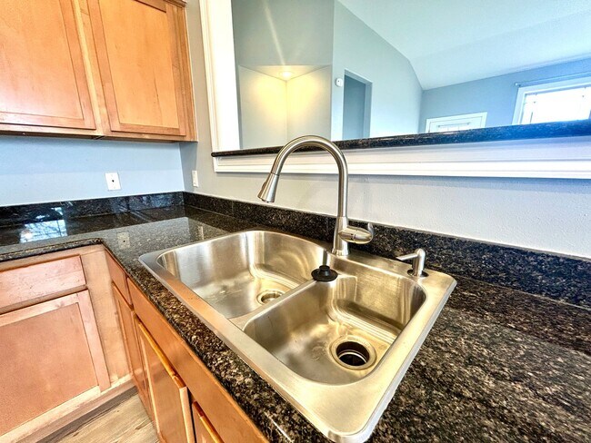 Building Photo - 3 bedroom 2 bath modern style home minutes from Centerton Main!!