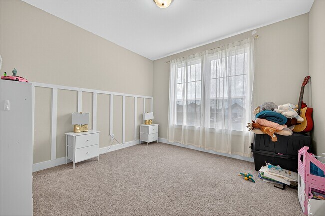 Building Photo - 7727 Pleasant Crst Dr