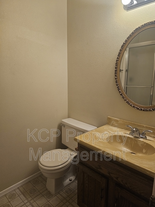 Building Photo - 9416 Bryn Mawr Cir