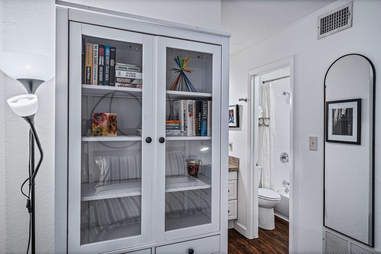 Building Photo - 3018 S 1st St