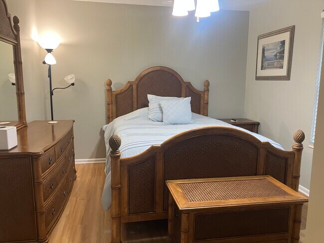 Building Photo - 1803 Salmon Dr