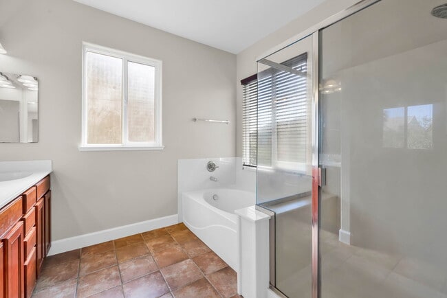 Building Photo - 9 Dulcibbella Pl