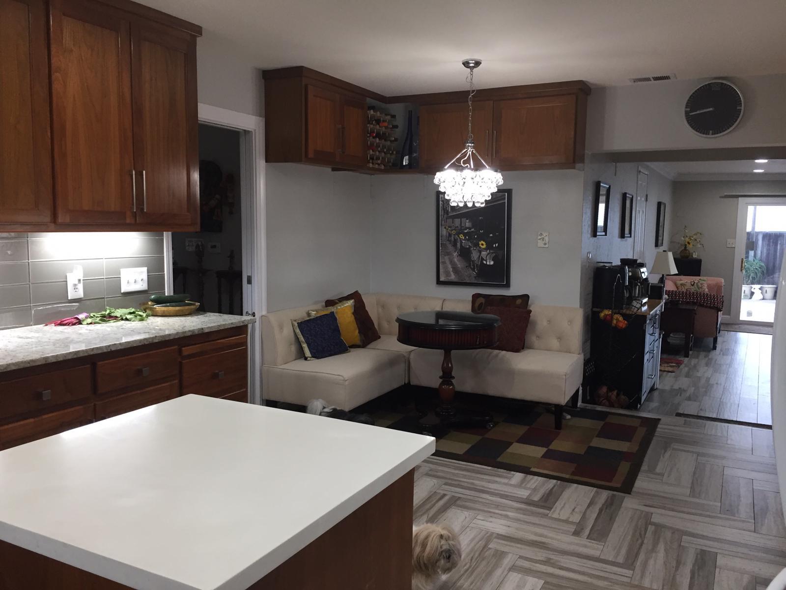 Breakfast Nook - 37449 Rockwood Dr
