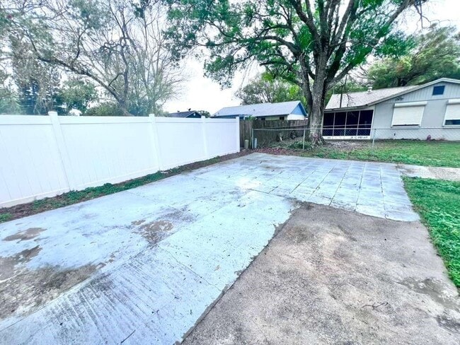 Building Photo - 3409 Vorden St