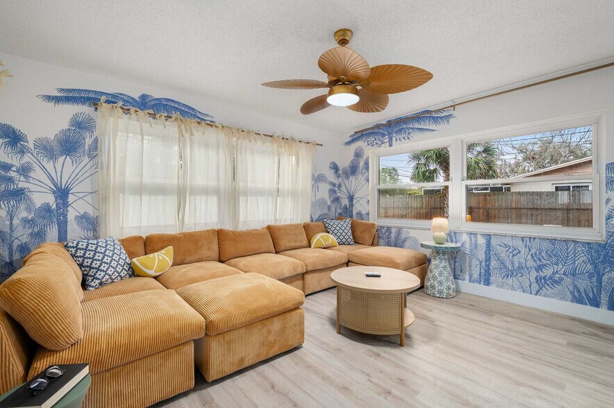 Building Photo - 11365 115th St