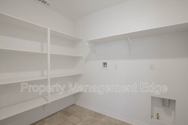 Building Photo - 30183 Sunset Pier Dr