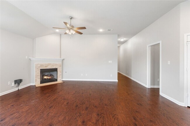 Building Photo - 4161 Shallow Creek Loop