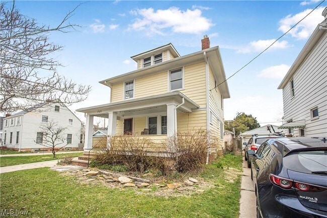 Building Photo - 17525 Crestland Rd