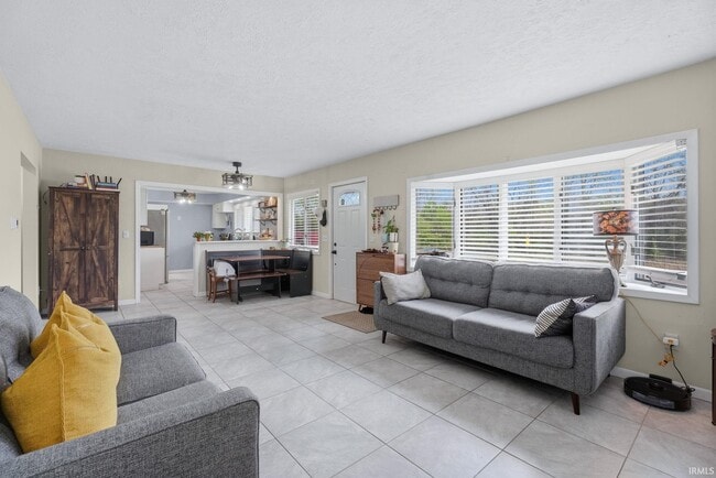 Building Photo - 6290 W State Rd 45