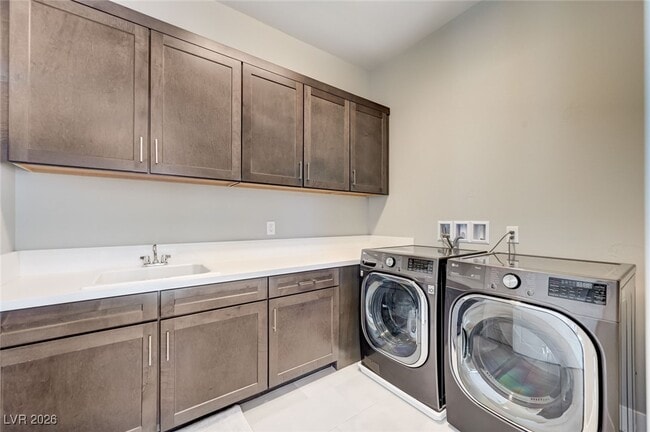 Building Photo - 4056 Desert Trce Ct