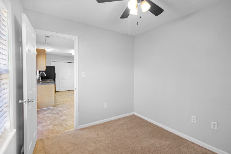 Building Photo - 405 NC-172