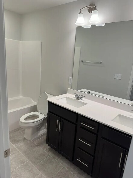 Building Photo - Room in Townhome on Kasota Ln
