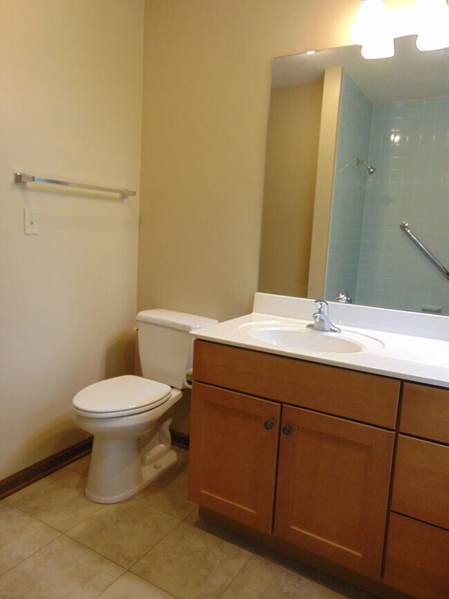Building Photo - Amazing 3 Bed 2 Bath Country Home With Fab...