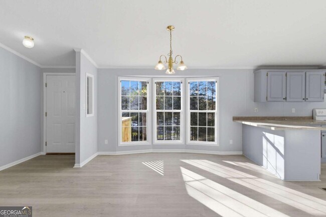 Building Photo - 5320 Long Branch Rd