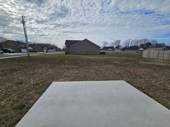 Building Photo - Beautiful Home in Newer Manchester Neighborhood