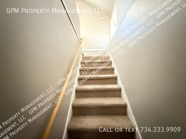 Building Photo - 1565 Lincoln Ave