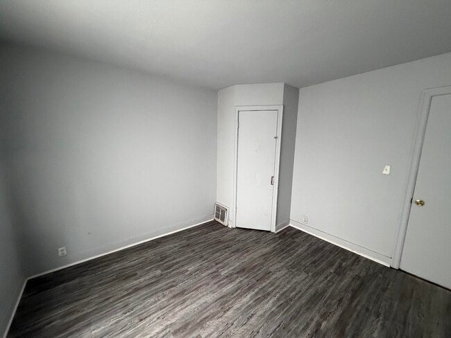 Building Photo - 1221 Williams-E