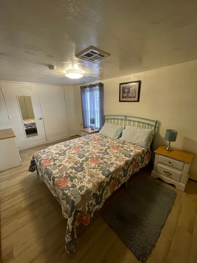 Building Photo - 74 Brockbank Pl