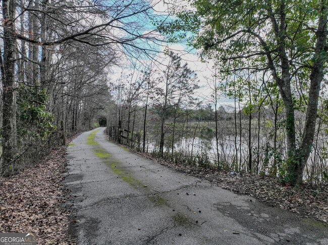 Building Photo - 6780 Johnson Rd