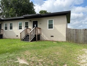 Building Photo - 3243 Chandler St