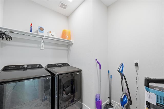 Building Photo - 7733 Indian Ridge Trail