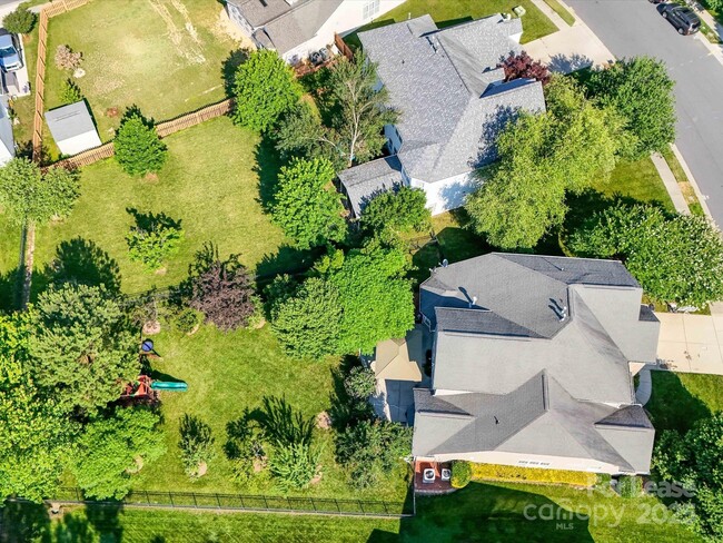 Building Photo - 15340 Prescott Hill Ave