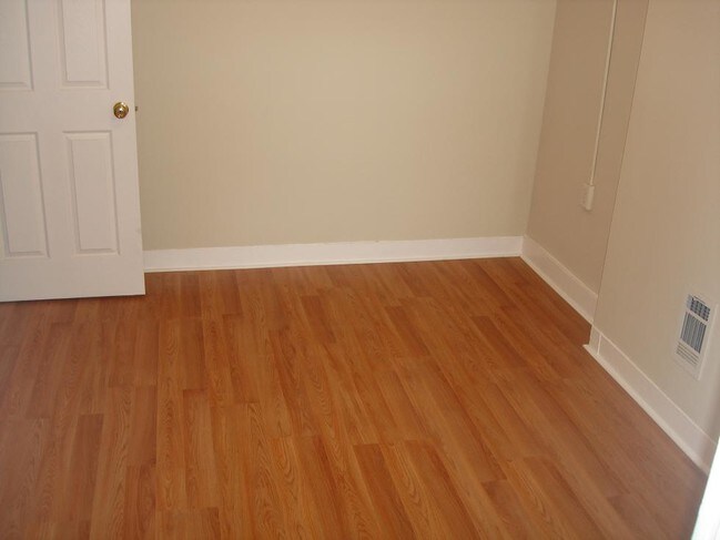 Building Photo - 223 N Luzerne Ave