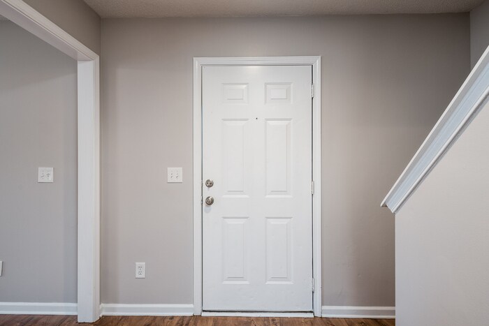 Building Photo - 3504 Anastasia Ct