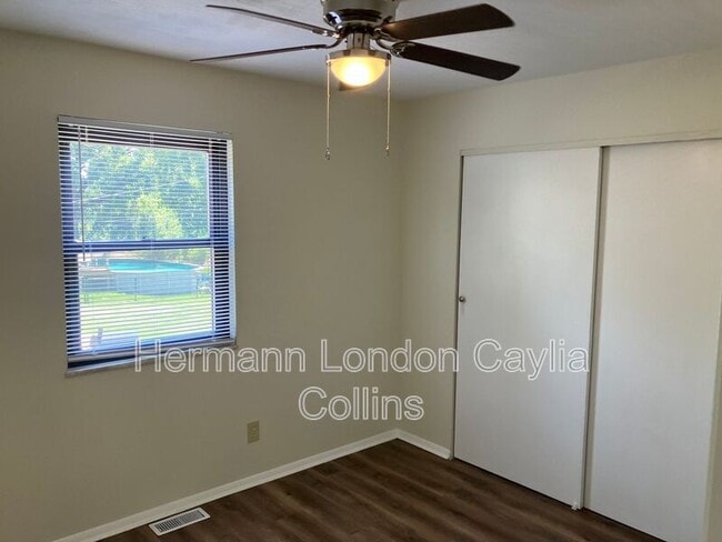 Building Photo - 1310 Leisure Dr