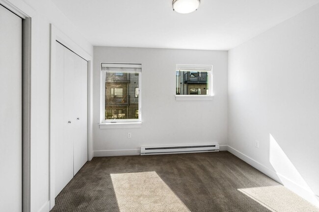 Building Photo - Explorer Units-2 Bedroom 1 Bathroom *Rent ...