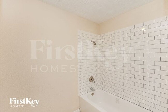 Building Photo - 5447 Timpani Dr