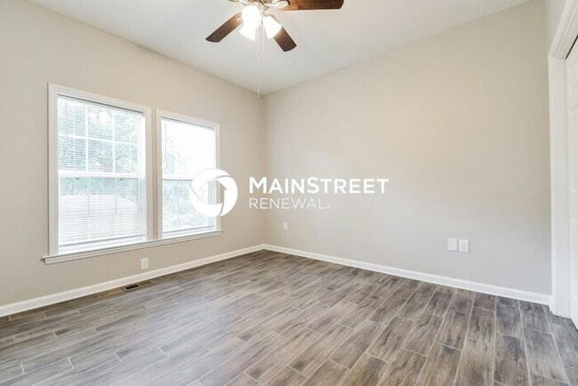 Building Photo - 4 Bedroom Pet-Friendly Home in Atlanta, GA...
