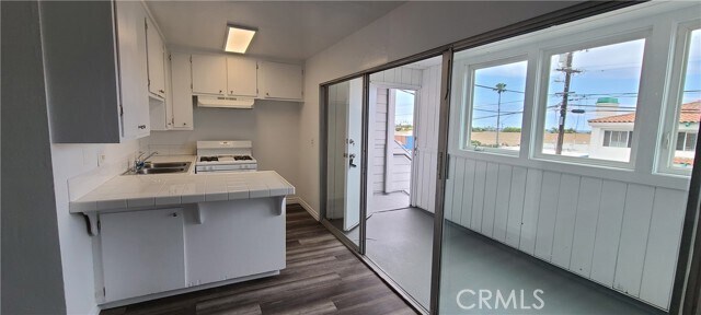Building Photo - 102 Avenida San Fernando