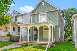 Building Photo - **Coming Soon! Fully Remodeled 3 Bedroom, 1 Bath Home**