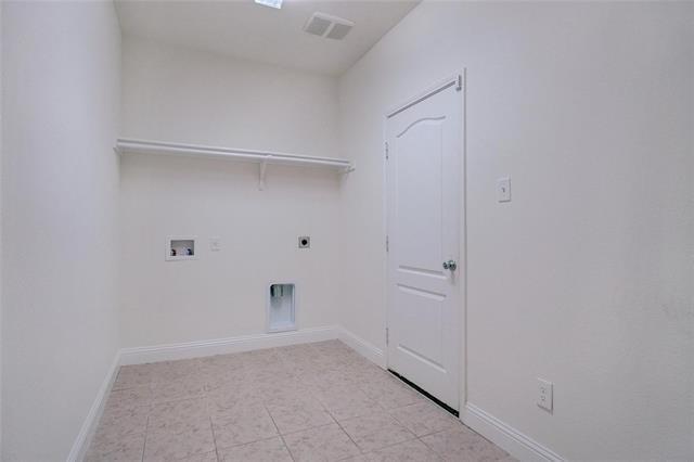 Building Photo - 8721 Maple Ridge Trail